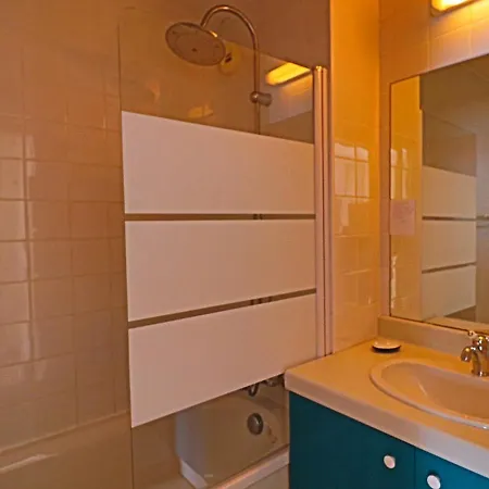 Apartment Climatise 4 Pers Avec Piscine Et Parking - Fr-1-472a-134 *